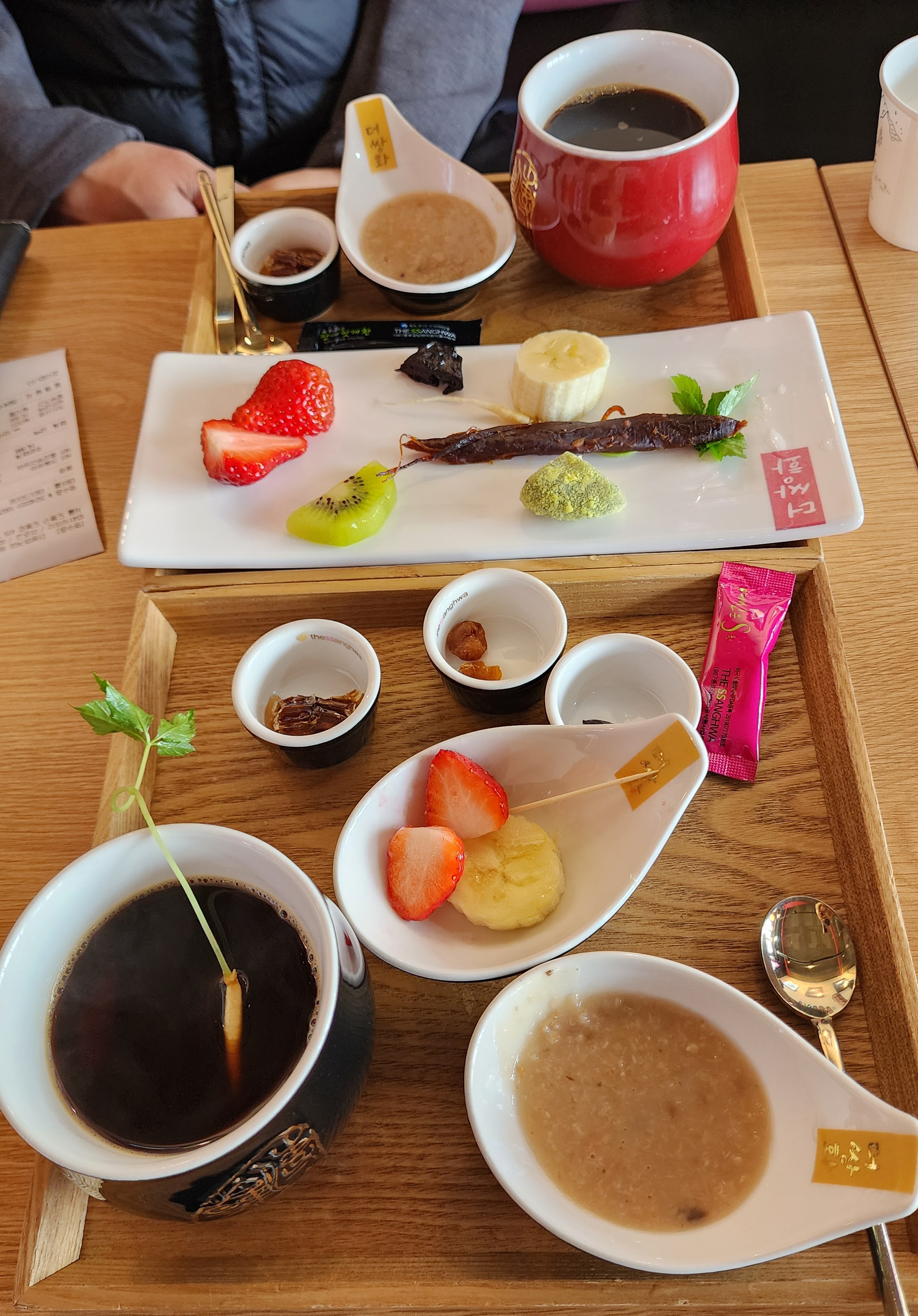 행복하고 건강한 봄꽃산책! 우리 함께 걸어요!